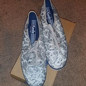 Ked's Leopard Silver Gray Blue Size 9